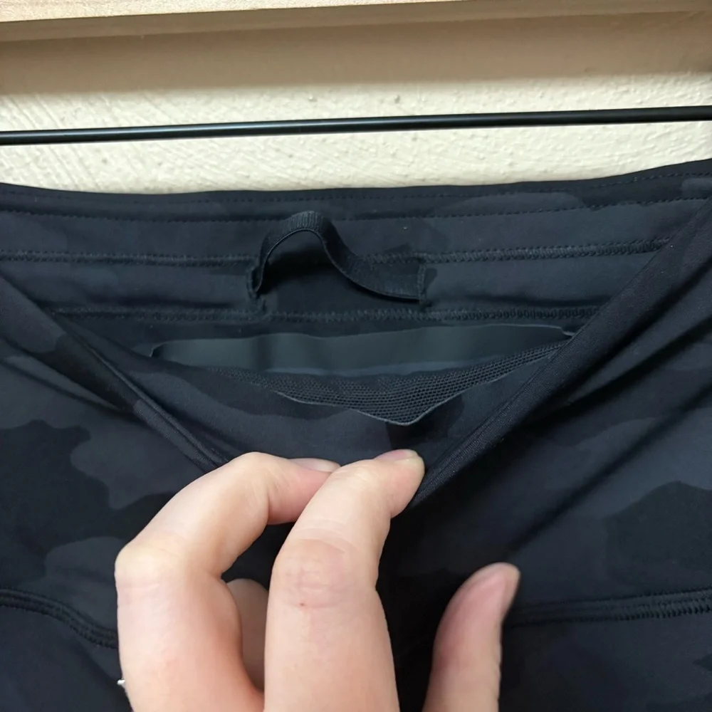 Lululemon Base Pace High-Rise Running Tight 25